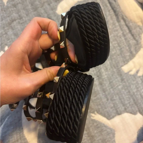 Valentino Garavani ROCKSTUD ANKLE STRAP WEDGE SANDALS 38 - Picture 12 of 12